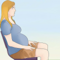 12222 1 تمارين لتغيير وضعية الجنين المقعدي - كيفية تغيير وضع الجنين من مقعدى لراسي بالتدريبات الرياضيه سيدة عزمي
